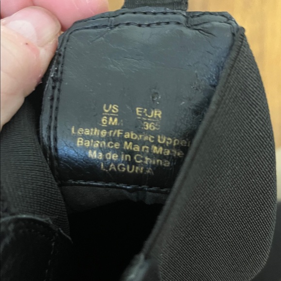 Sam Edelman Chelsea Boot - Picture 6 of 6